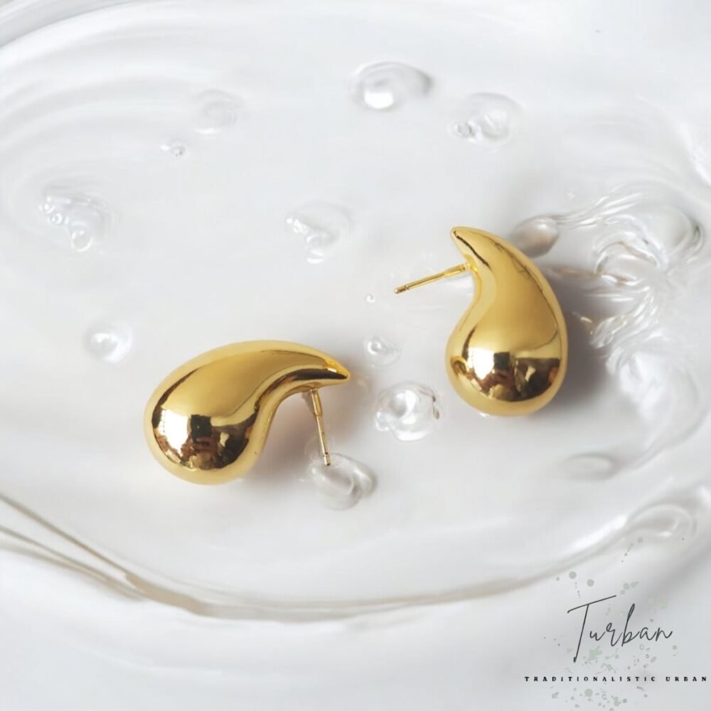 Droplet Gold Earrings