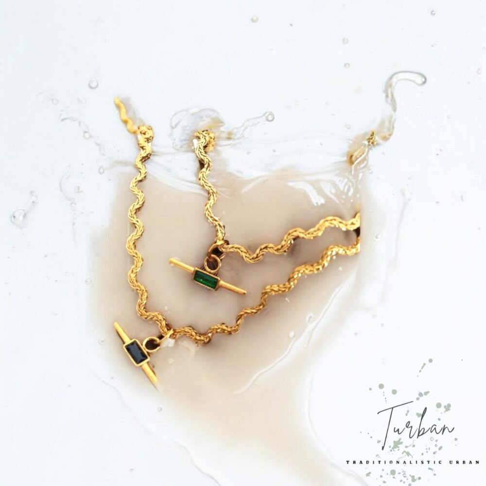 Black Wavy Chain Gemstone Pendant - Image 3